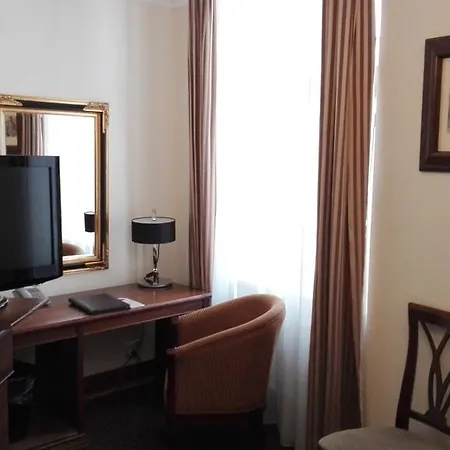 Hotel Old City Boutique Economy 4*
